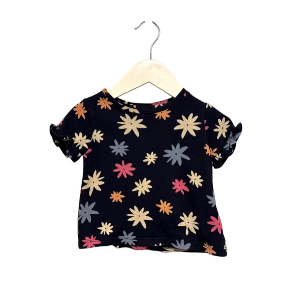 ⭐️ 5/$30 Gap Kids Floral T-Shirt size 2 Years - Picture 1 of 2